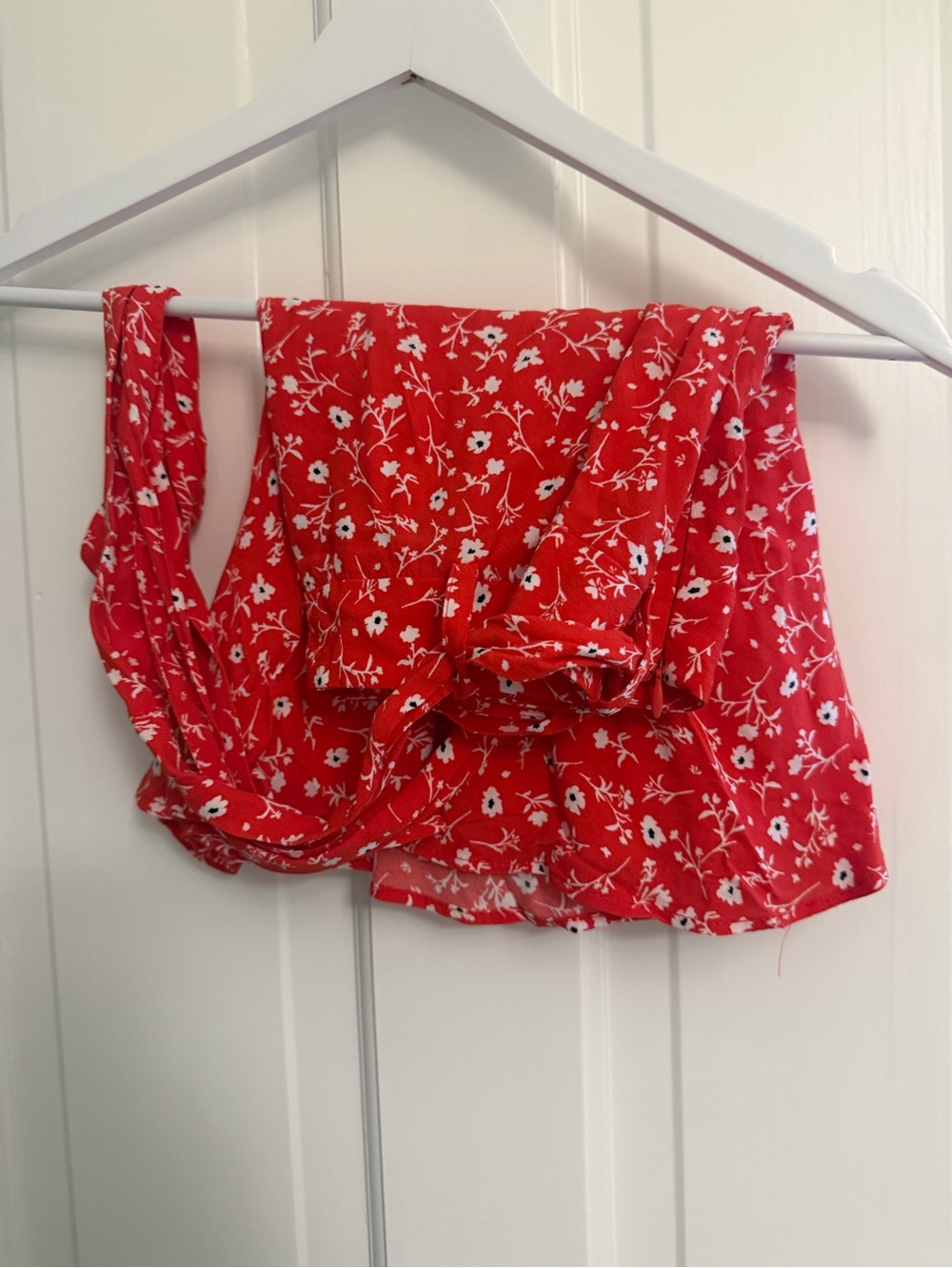 Zara Red Floral Skort with White Daisy Print